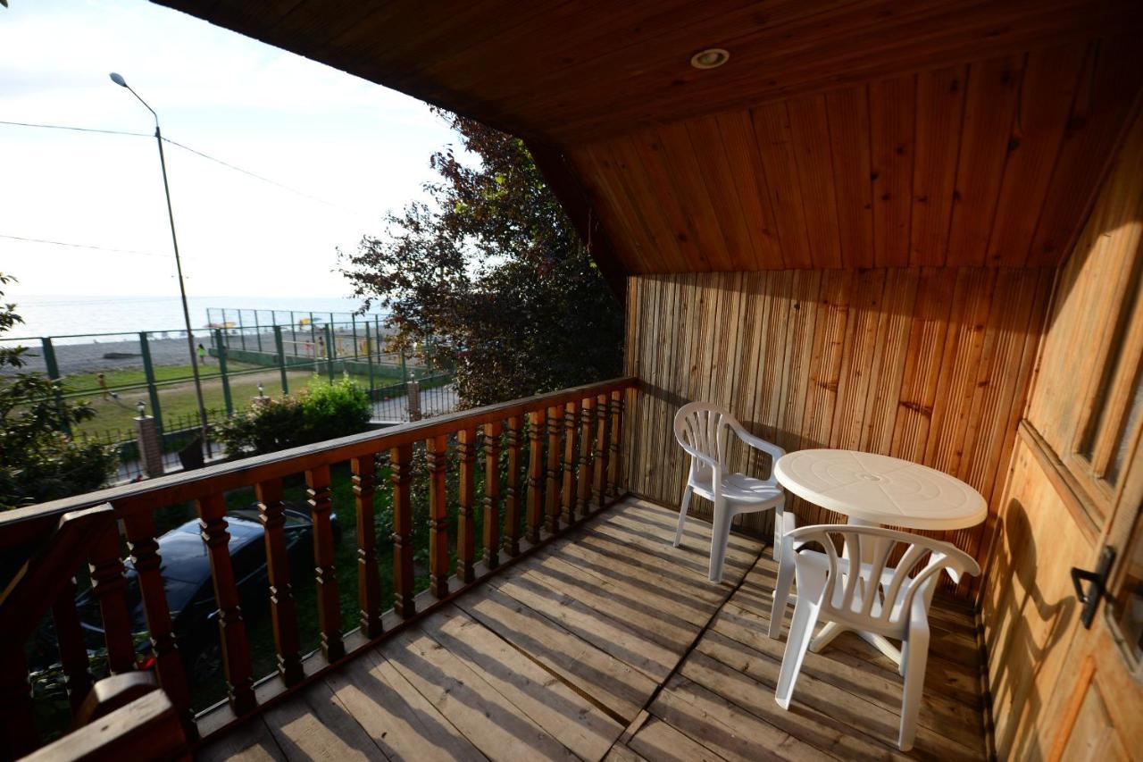 Guest House Imeda Kvariati Exteriér fotografie