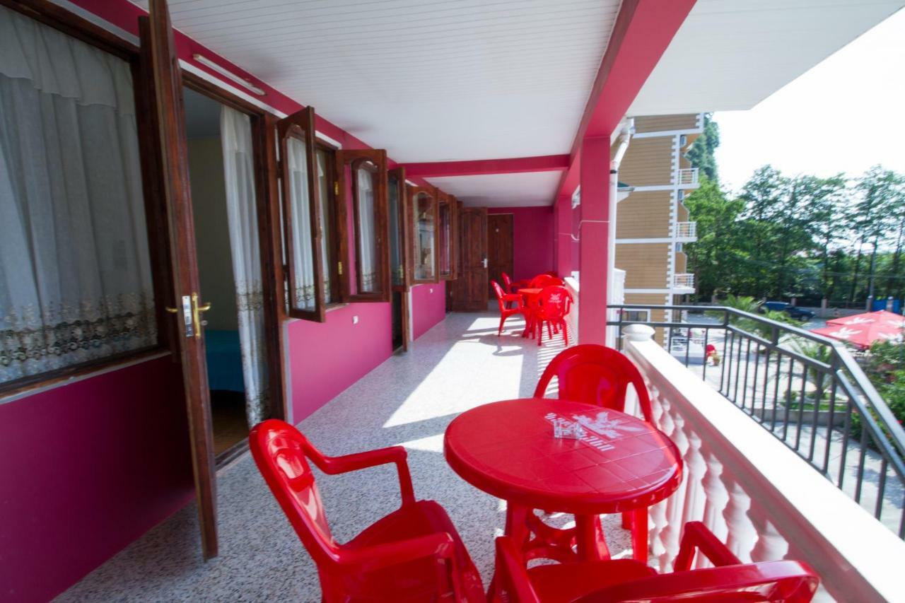Guest House Imeda Kvariati Exteriér fotografie
